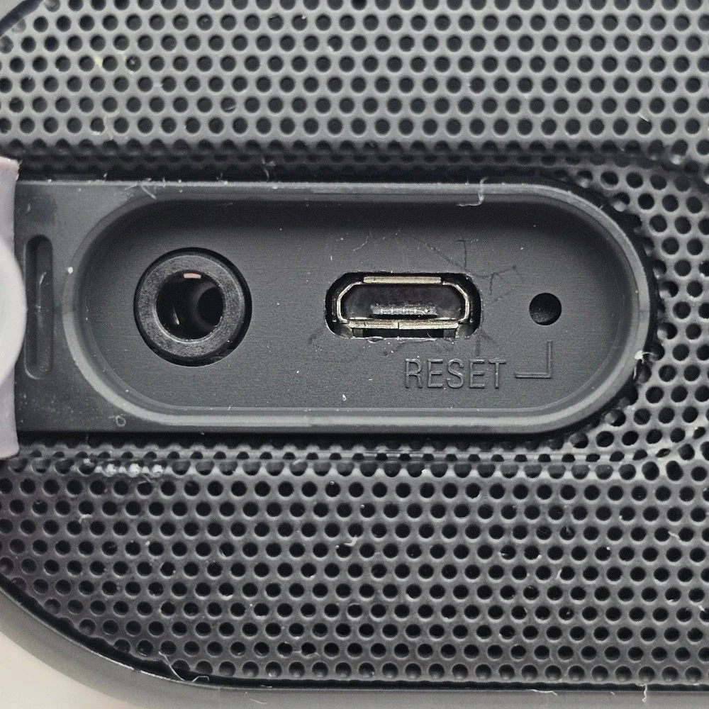 Sony SRS-XB20 Portable Bluetooth Speaker Extra Bass Black Wireless Tested